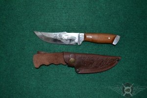 Нож_охотничий_Клык_дл.ножа_265мм_с_рис_на_лезвии
